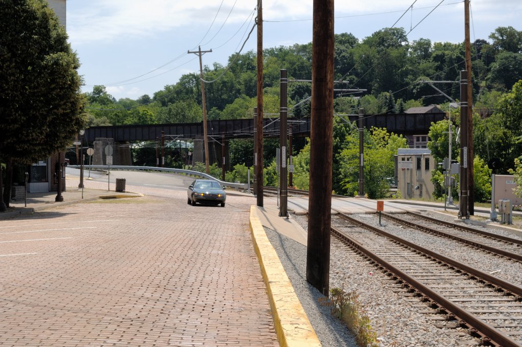 2005: Poplar Street Crossing